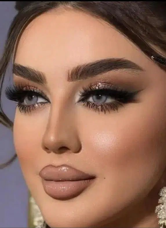 میکاپ شنیون حرفه ای تخصصی ضداب یک وچهارصد|خدمات آرایشگری و زیبایی|اصفهان, خواجه عمید|دیوار