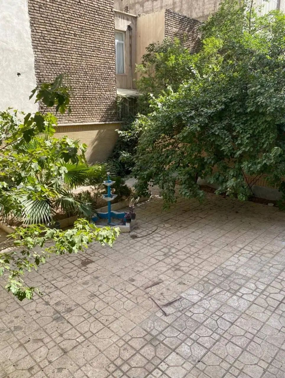 ۱۰۰ متر ۲ خواب به همراه ۱۰۰ متر حیاط اختصاصی|اجارهٔ آپارتمان|تهران, حافظیه|دیوار