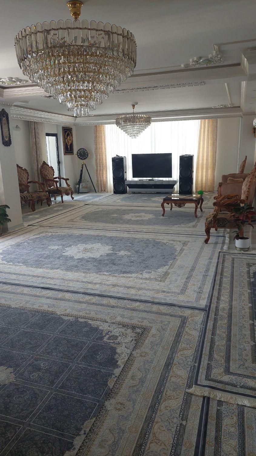 رهن و اجاره واحد ۱۷۰ متری طبقه دوم بدون آسانسور|اجارهٔ آپارتمان|شاهین‌شهر, خانه کارگر|دیوار