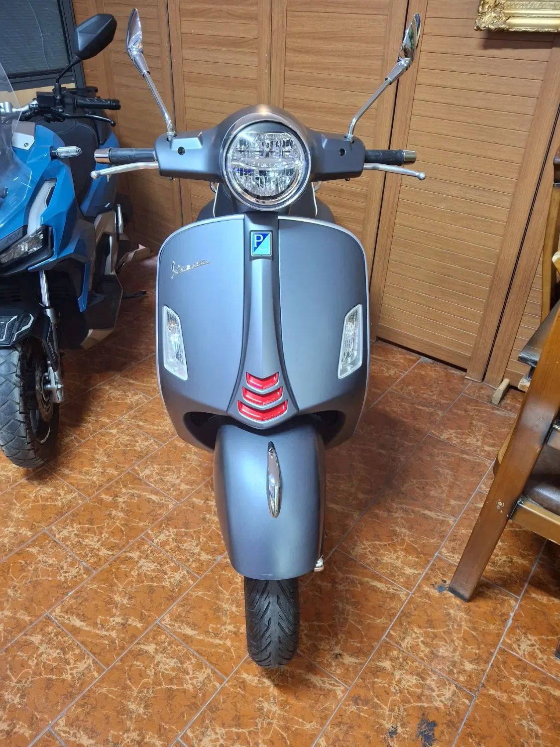 وسپا 250 gts hp خشک مدل 99|موتورسیکلت|تهران, خواجه نصیر طوسی|دیوار