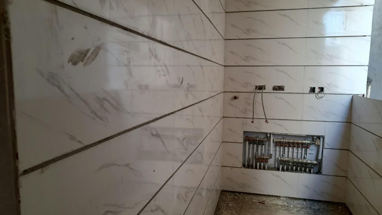 کاشی کار چسبی ودوغابی حرفه‌ای قیمت مناسب|خدمات پیشه و مهارت|اصفهان, خانه اصفهان|دیوار