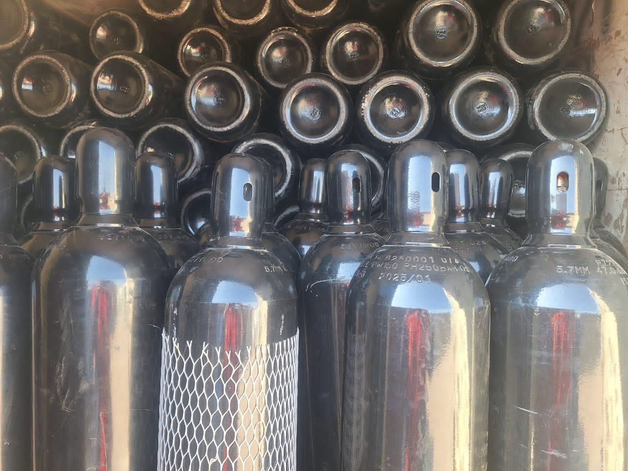 کپسول اکسیژن 10 لیتری ،40 لیتری وارداتی وصفرco2|آرایشی، بهداشتی، درمانی|اصفهان, شهرک صنعتی امیرکبیر (شاپور جدید)|دیوار