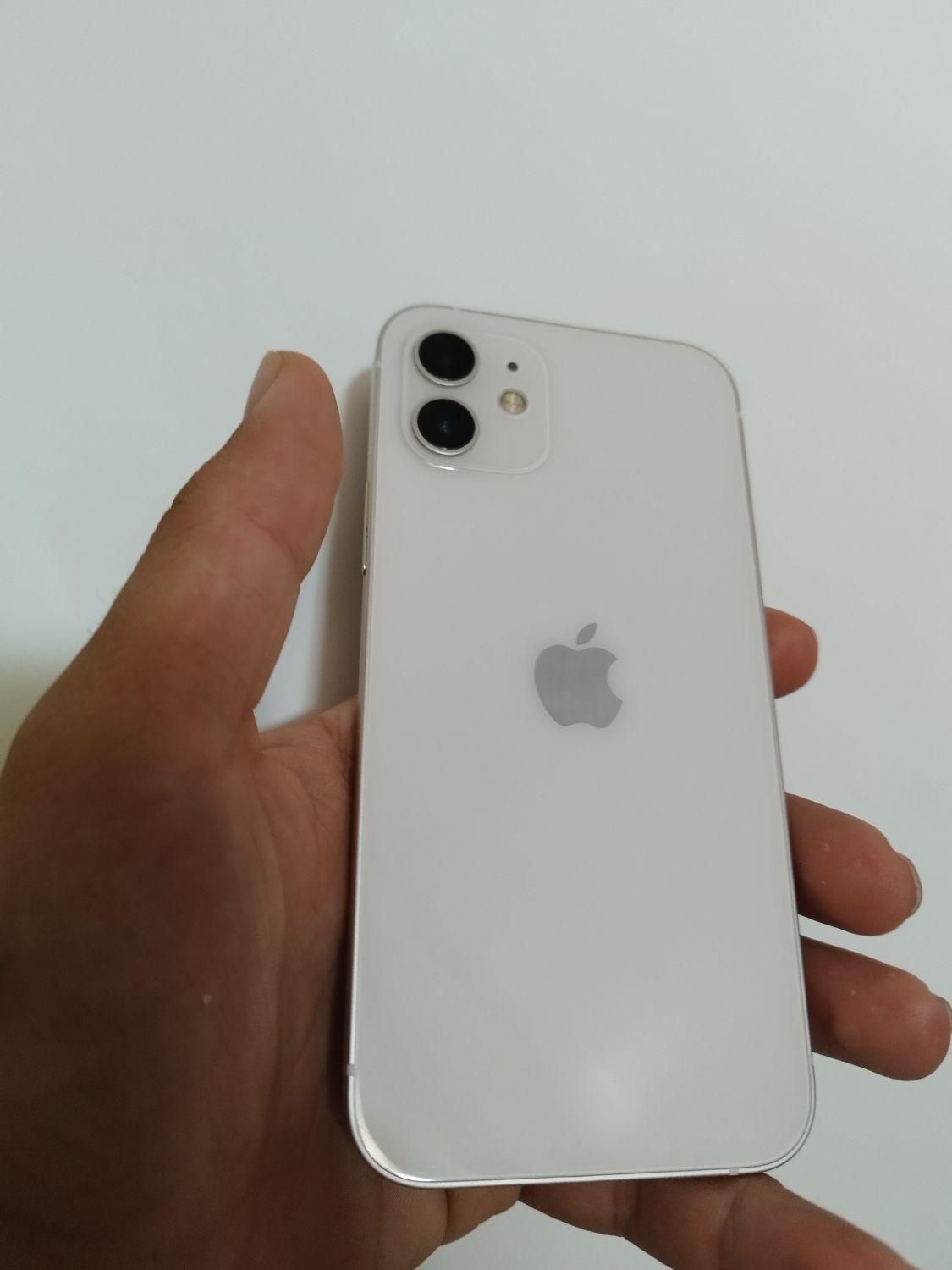 اپل iPhone 12 با حافظهٔ ۱۲۸ گیگابایت|موبایل|کرمانشاه, |دیوار