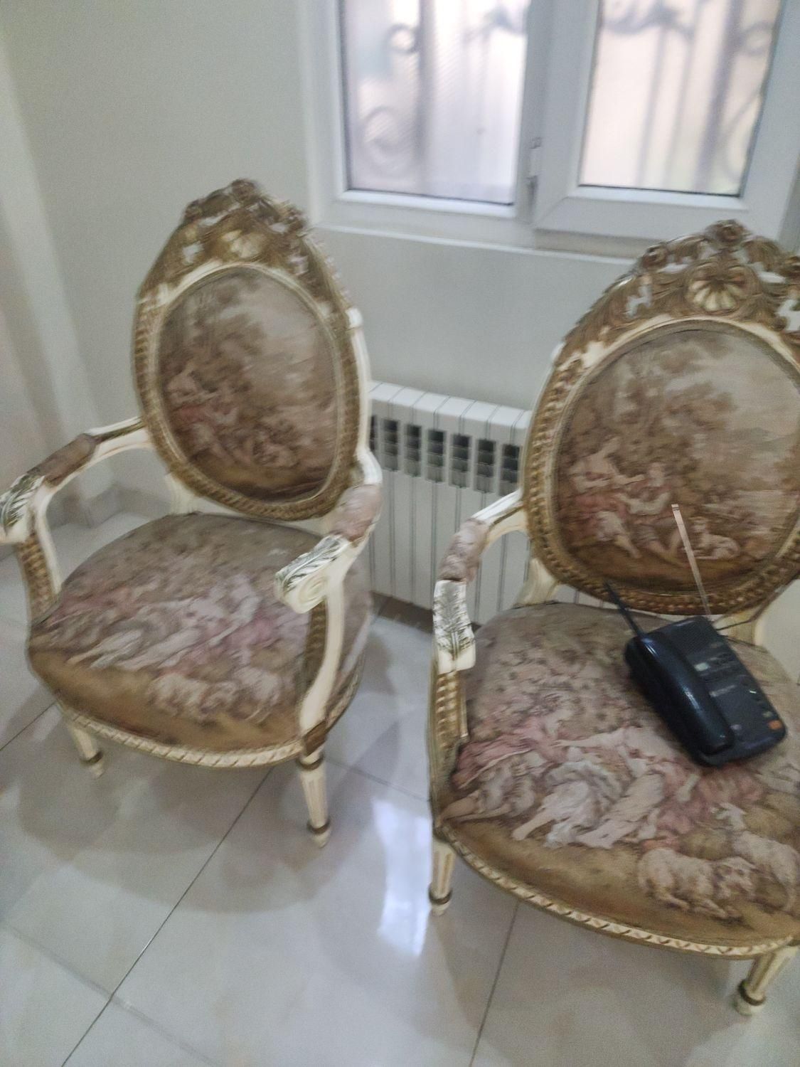 مبل  استیل فرانسوی منبت کاری و کلکسیونی دوره پهلوی|مبلمان خانگی و میز عسلی|تهران, جهاد|دیوار