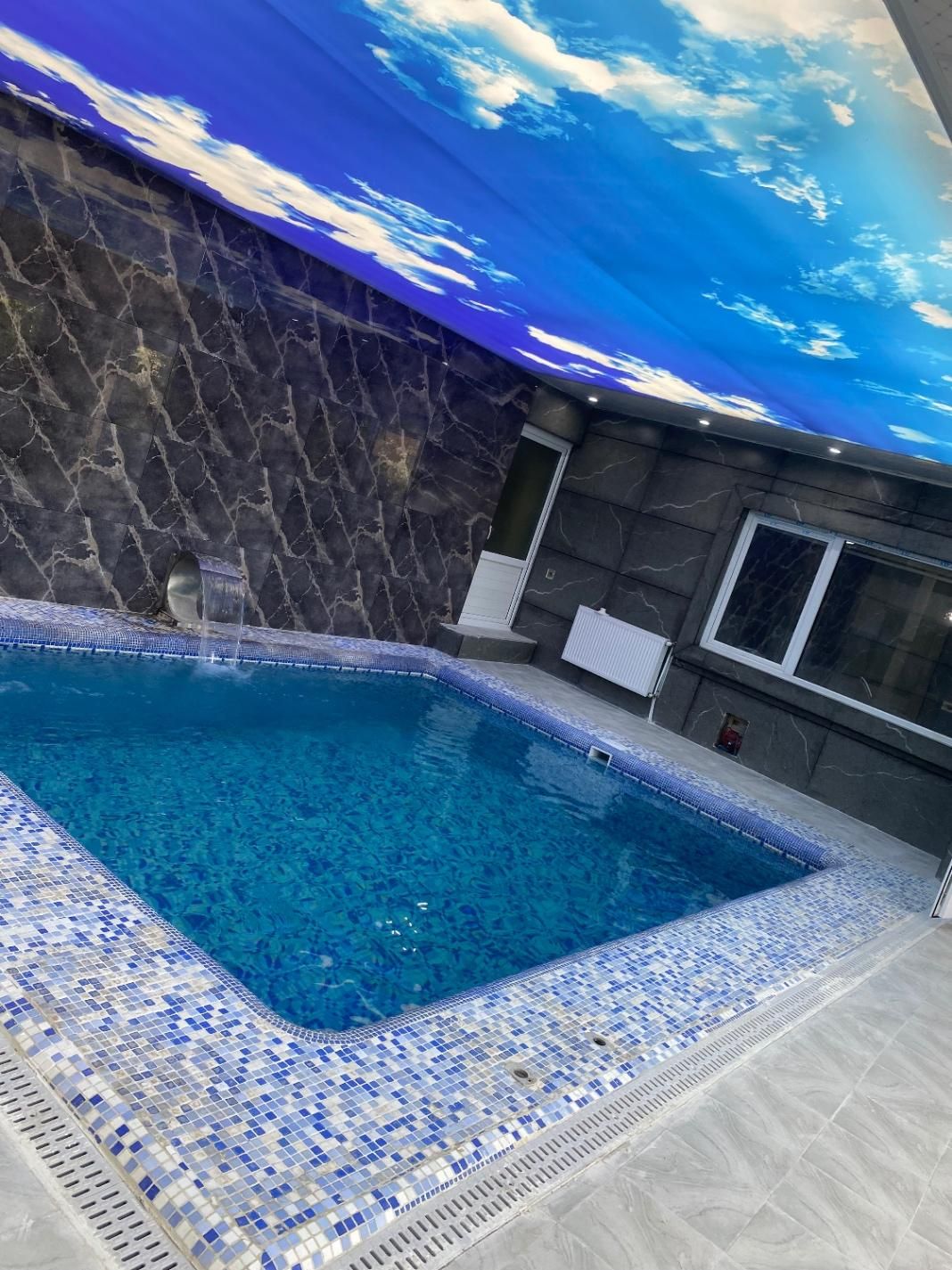 اجاره روزانه ویلا استخر دار تبریز باسمنج هروی|اجارهٔ کوتاهمدت ویلا و باغ|تبریز, |دیوار