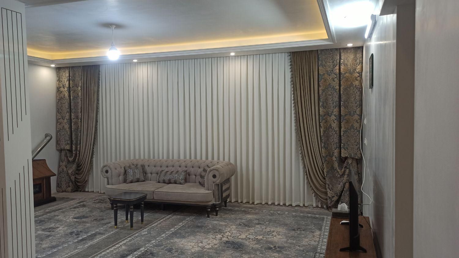 نصاب پرده|خدمات پیشه و مهارت|سبزوار, قائم|دیوار