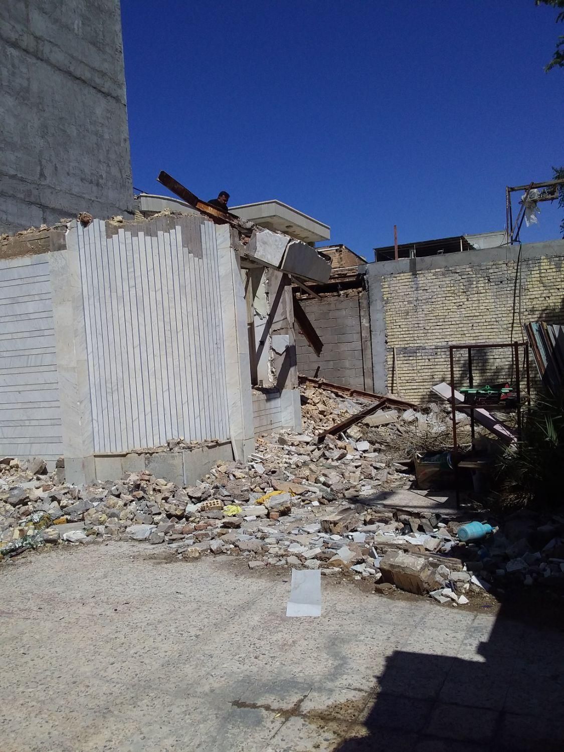 تخریب ساختمان کلی وجزئی استاد علی|خدمات پیشه و مهارت|دزفول, |دیوار