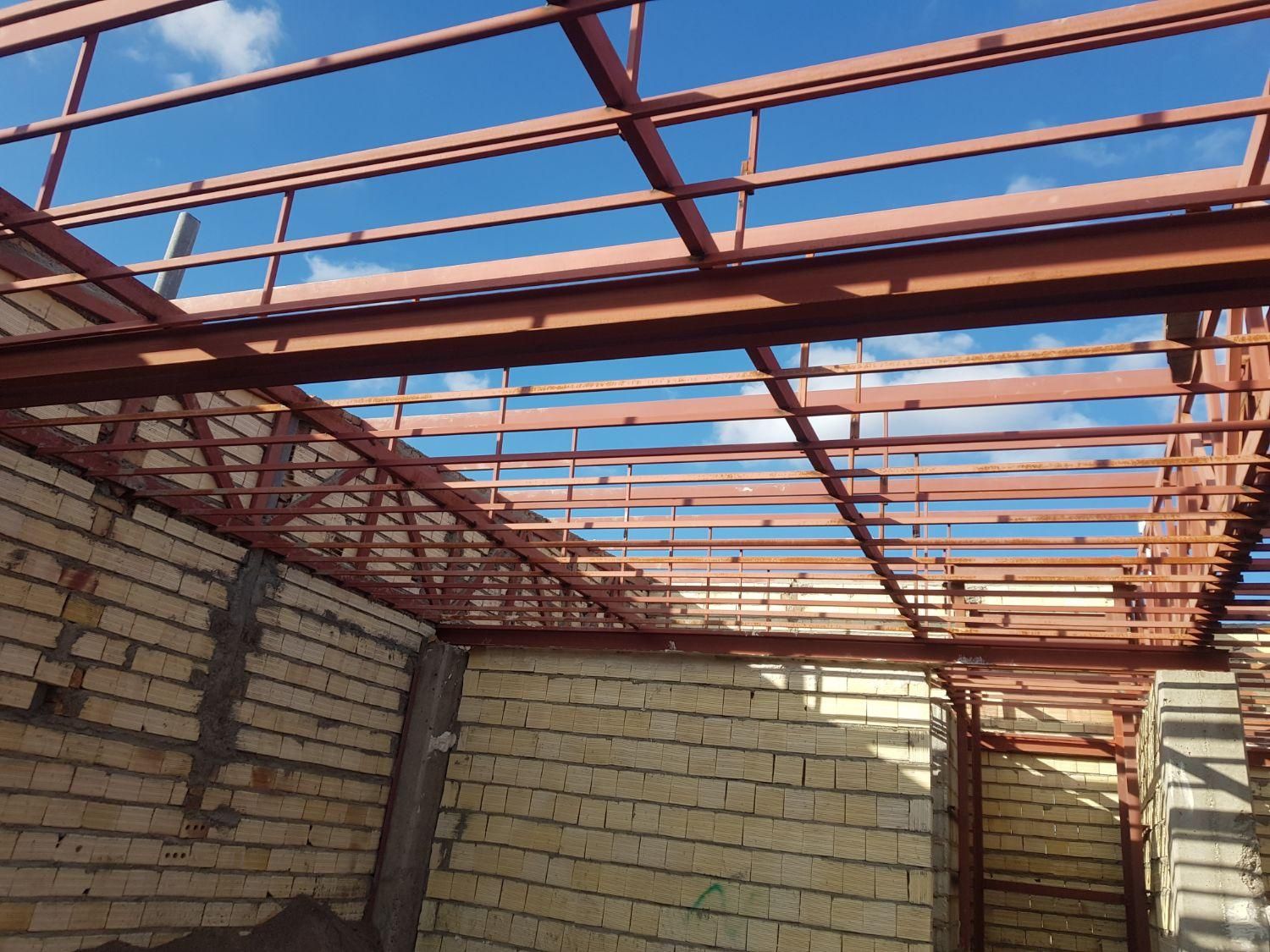 خدمات اجرای شیروانی و فنس‌کشی با کیفیت|خدمات پیشه و مهارت|سراب, |دیوار