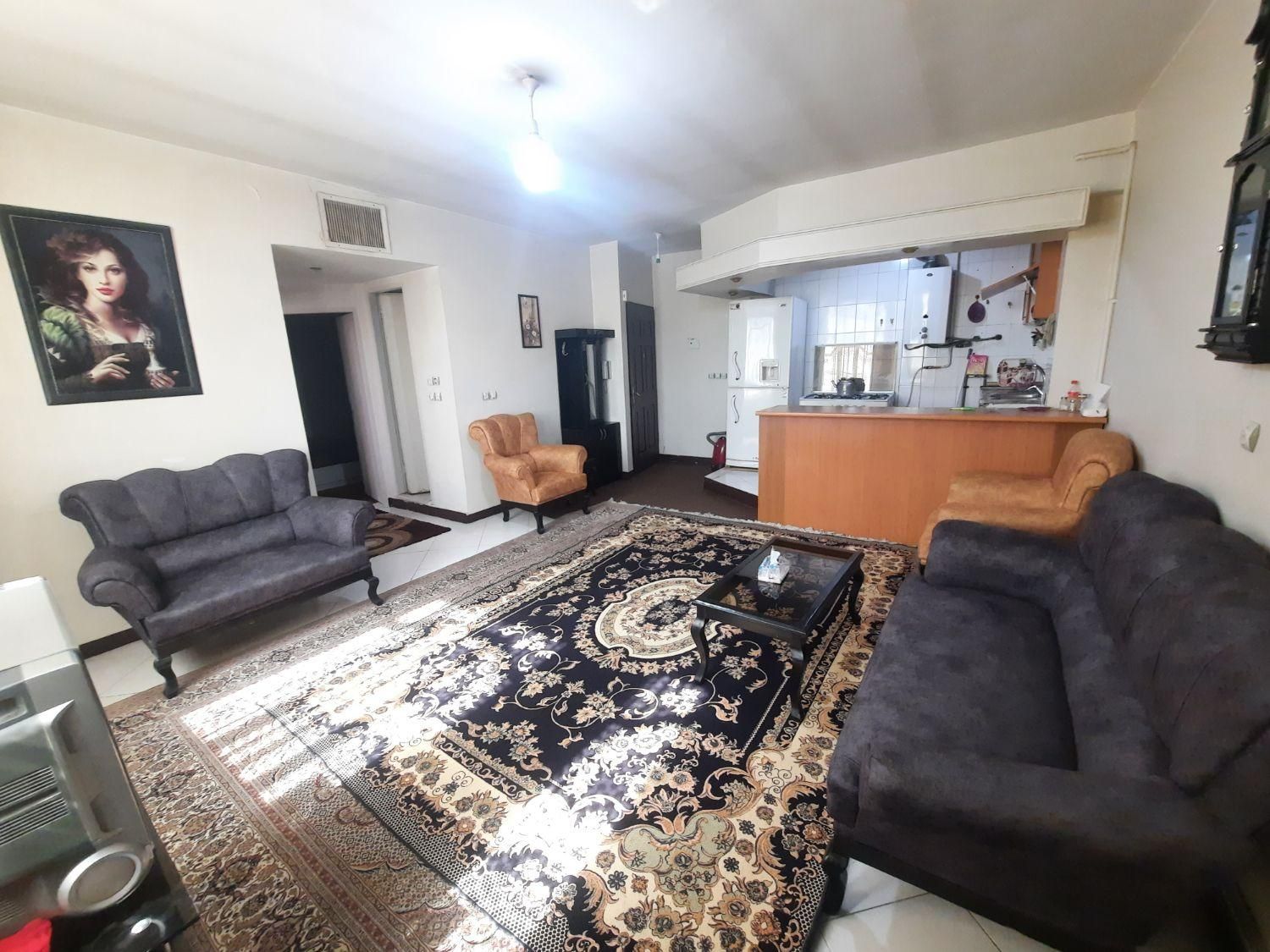 اجاره سوییت آپارتمان مبله کرج و فردیس با پارکینگ|اجارهٔ کوتاهمدت آپارتمان و سوئیت|کرج, شهرک بنفشه|دیوار