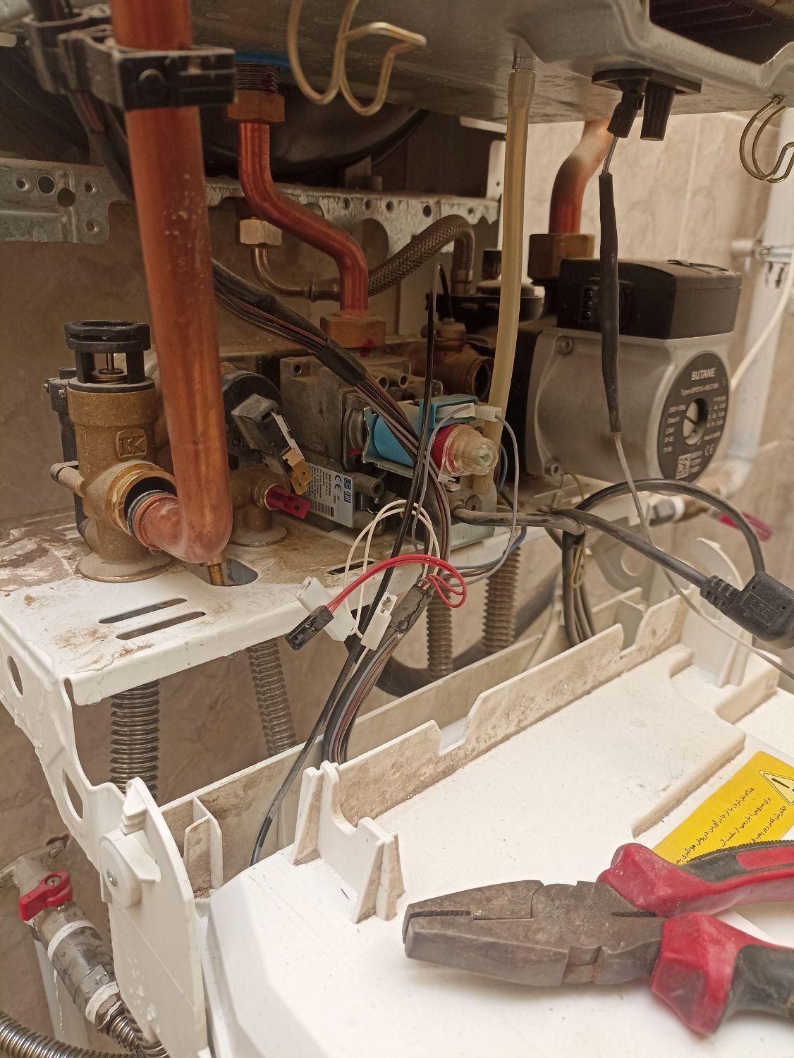 نماینده مجاز ایران رادیاتور تعمیر پکیج وفروش|خدمات پیشه و مهارت|زاهدان, |دیوار