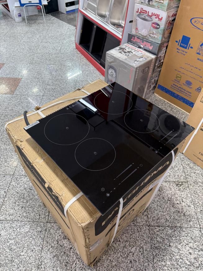 اجاق اجاق برقی ۴ شعله هافنبرگ وارداتی|اجاق گاز و لوازم برقی پخت‌وپز|تهران, امین حضور|دیوار