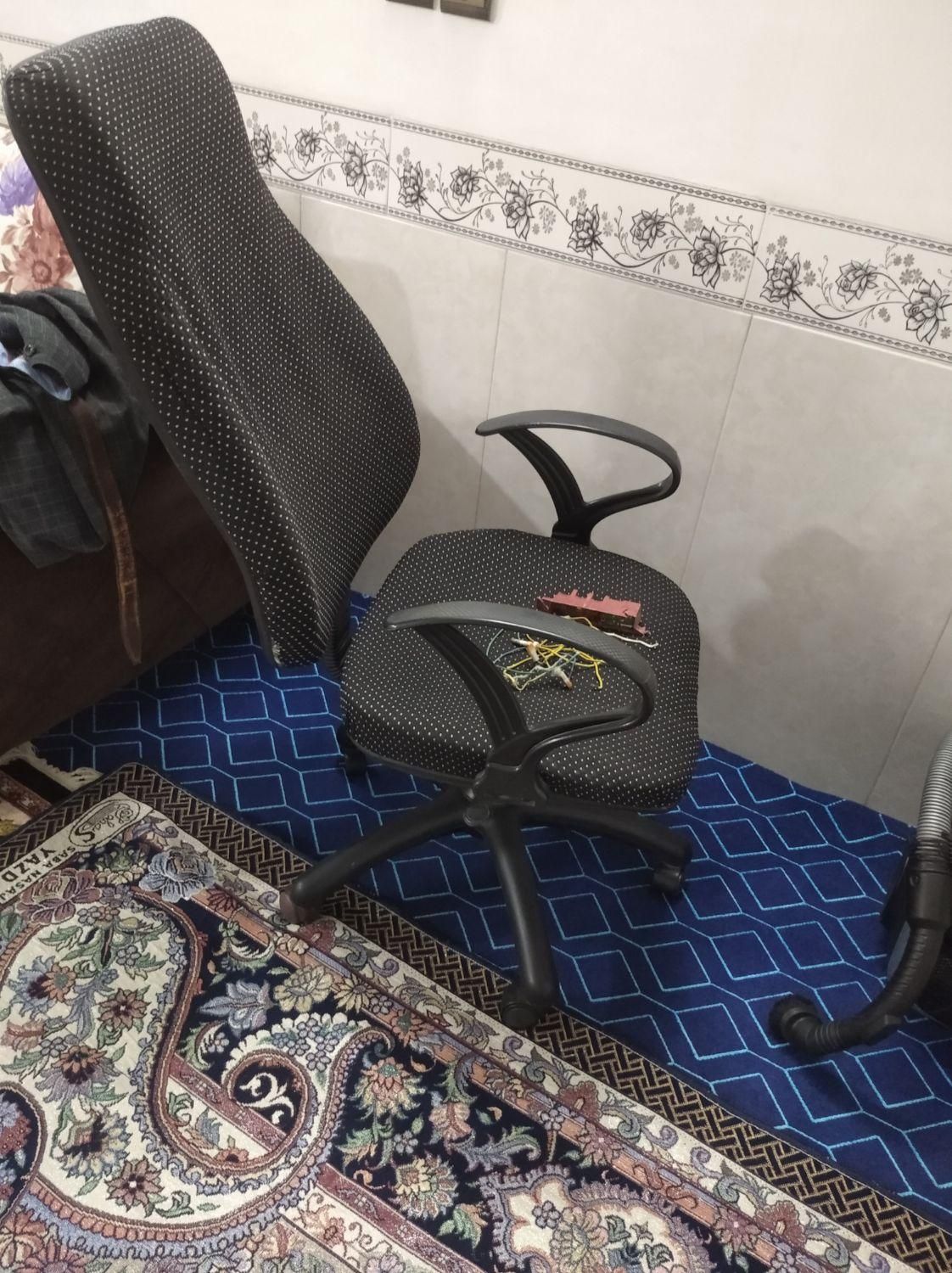 صندلی چرخدار|صندلی و نیمکت|قرچک, |دیوار