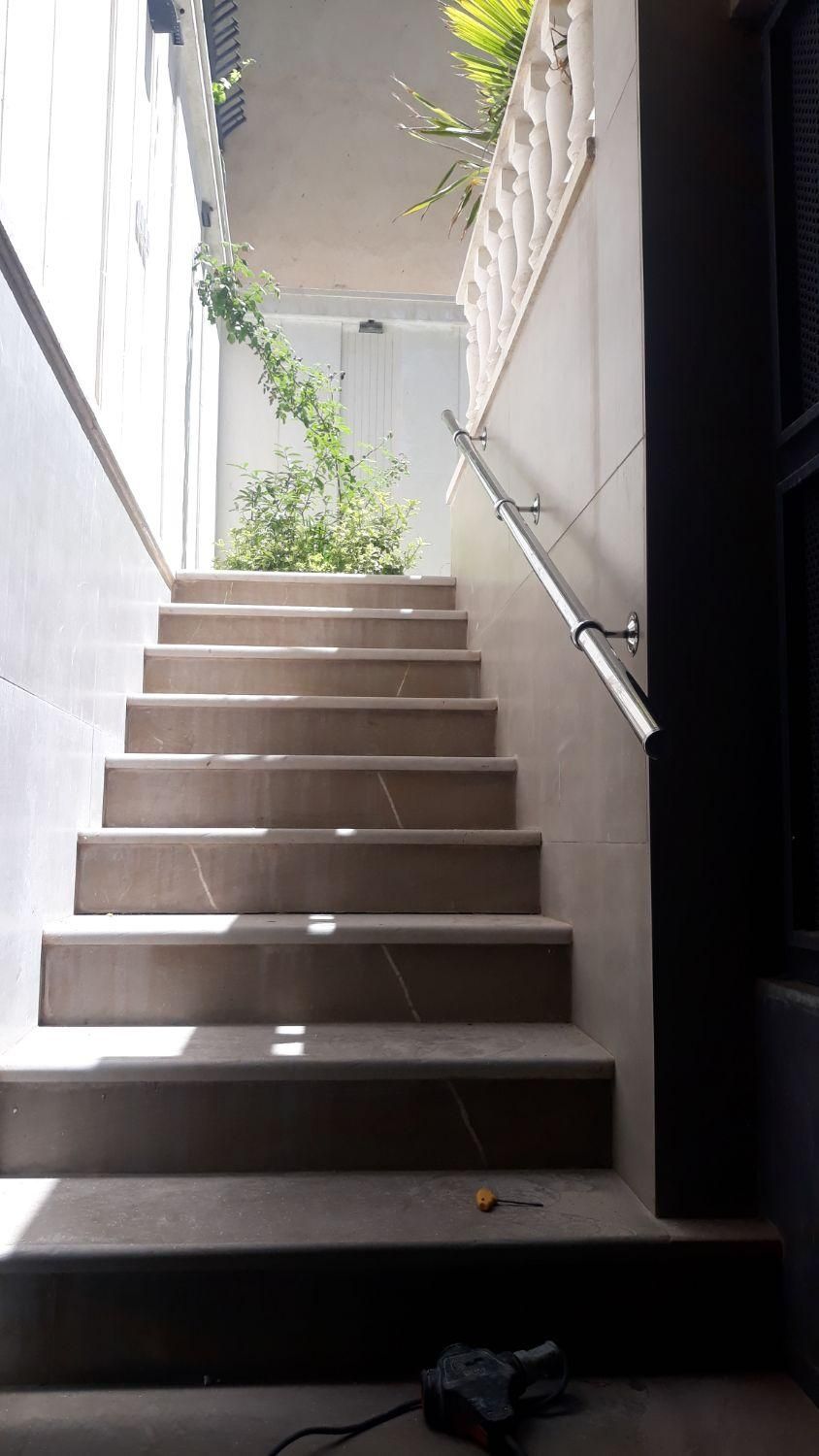 تعمیر و نصب  انواع نرده استیل ونصب هندریل|خدمات پیشه و مهارت|شیراز, معالی‌آباد|دیوار