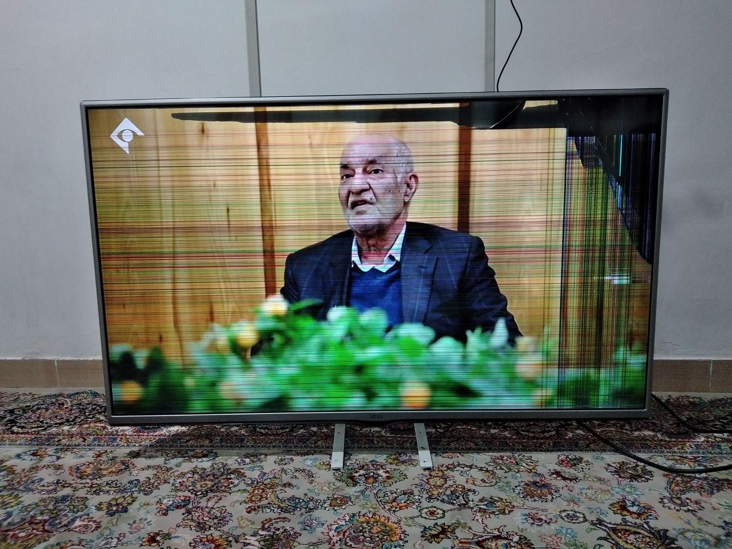 فروش دو دستگاه تلویزیون نیاز به تعمیر|تلویزیون و پروژکتور|بانه, |دیوار