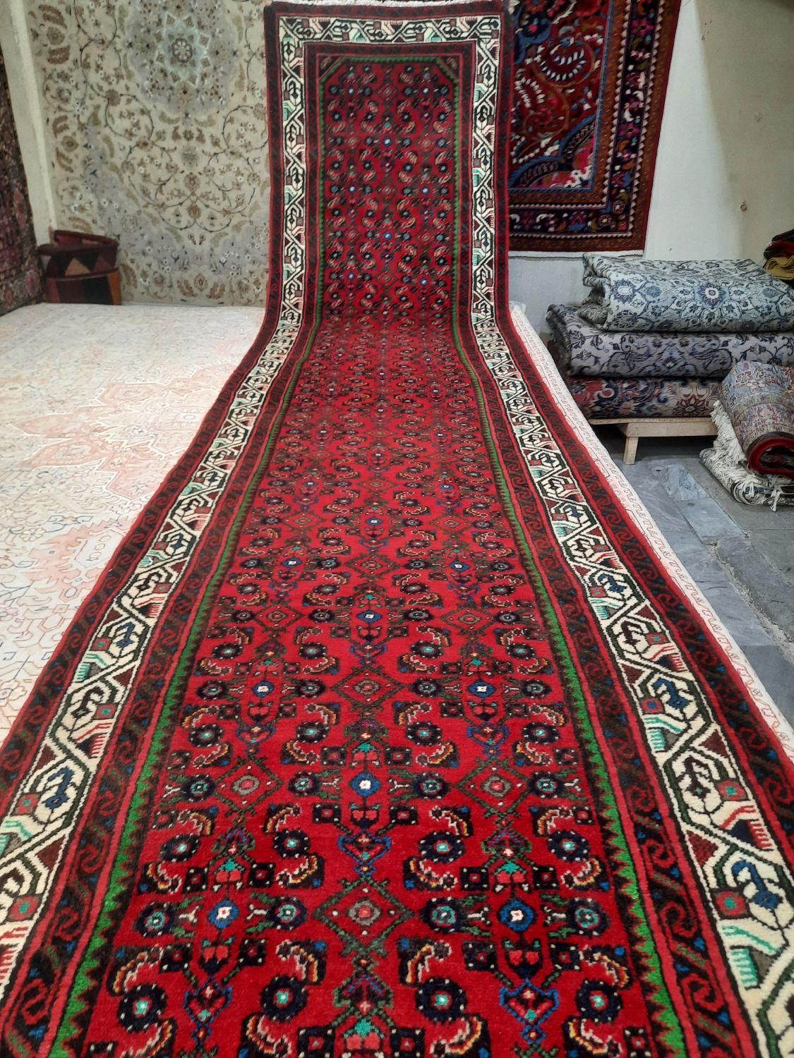 فرش کناره ۴ متری دستباف حسین آباد نقشه ماهی|فرش|کرج, برغان|دیوار