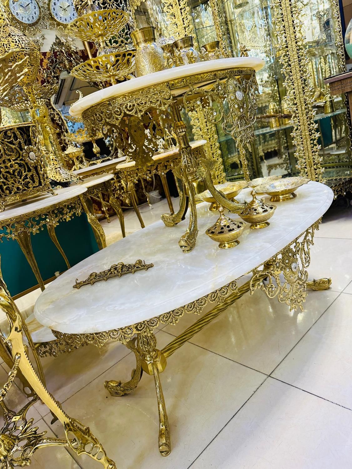 جلو مبلی و عسلی تمام برنزی|مبلمان خانگی و میز عسلی|ارومیه, |دیوار