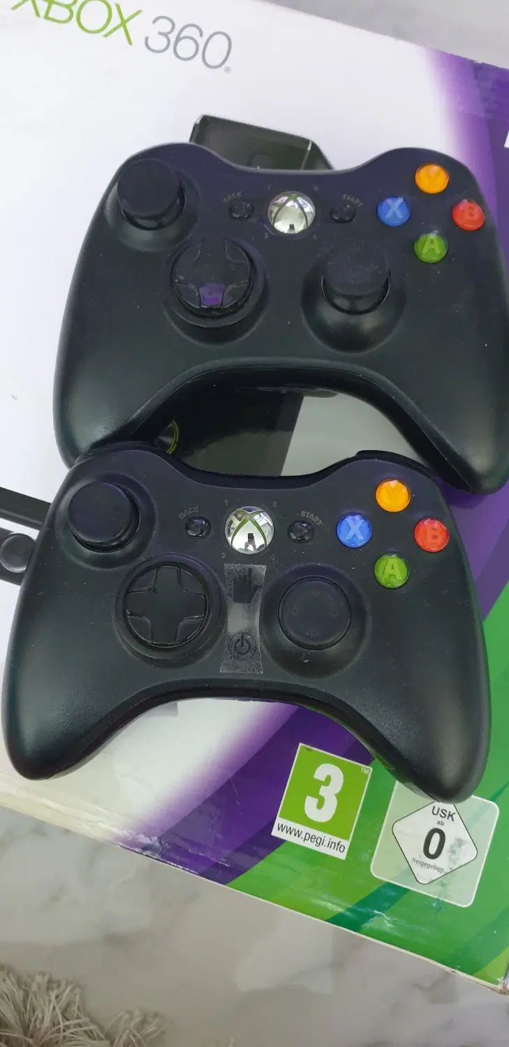 xbox 360  4gb کنسول بازی با ۲ دسته اصلی و بازی|کنسول، بازی ویدئویی و آنلاین|تهران, حبیب الله|دیوار