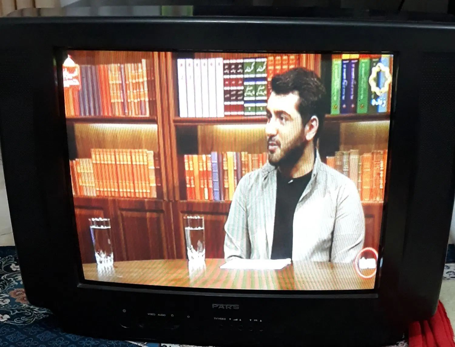 تلویزیون پارس ۲۱ اینچ رنگی|تلویزیون و پروژکتور|تهران, شهرک شریعتی|دیوار