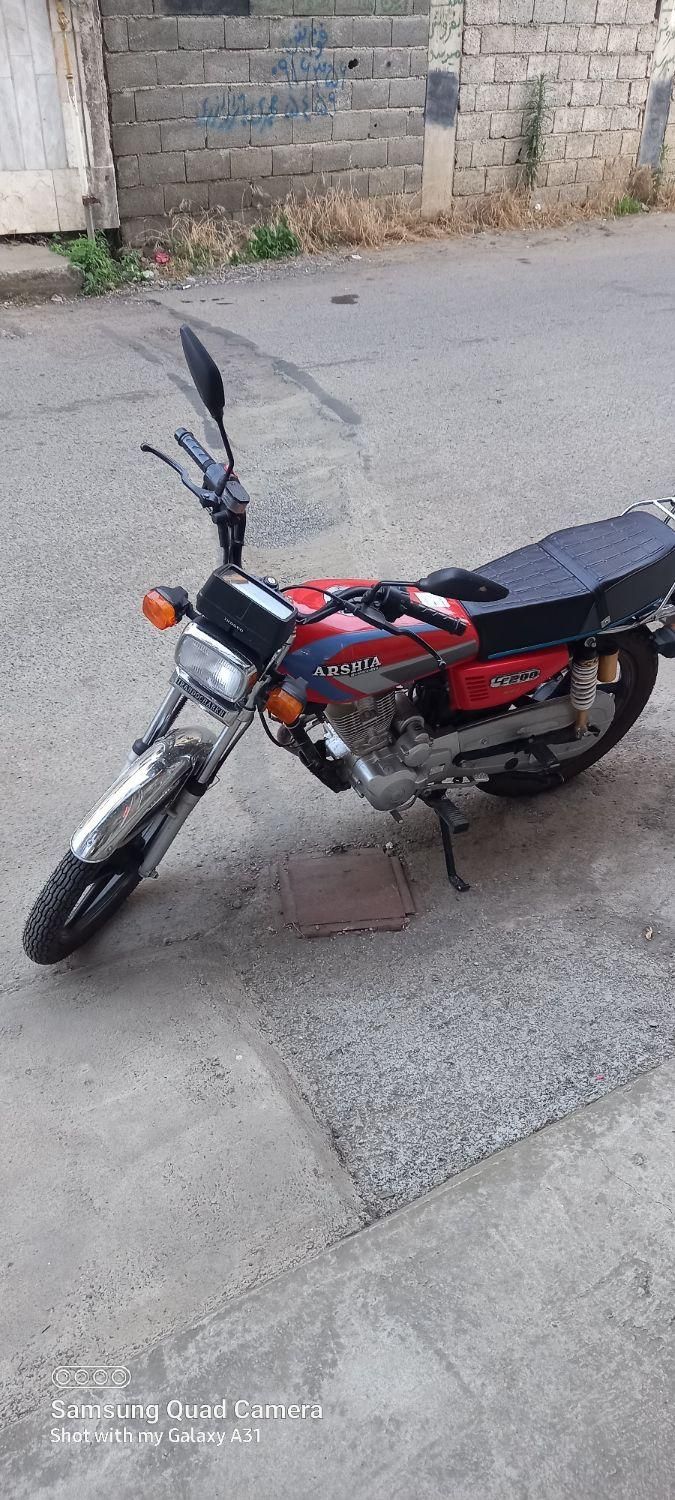 موتور ۲۰۰ سی سی خشک|موتورسیکلت|رودسر, |دیوار