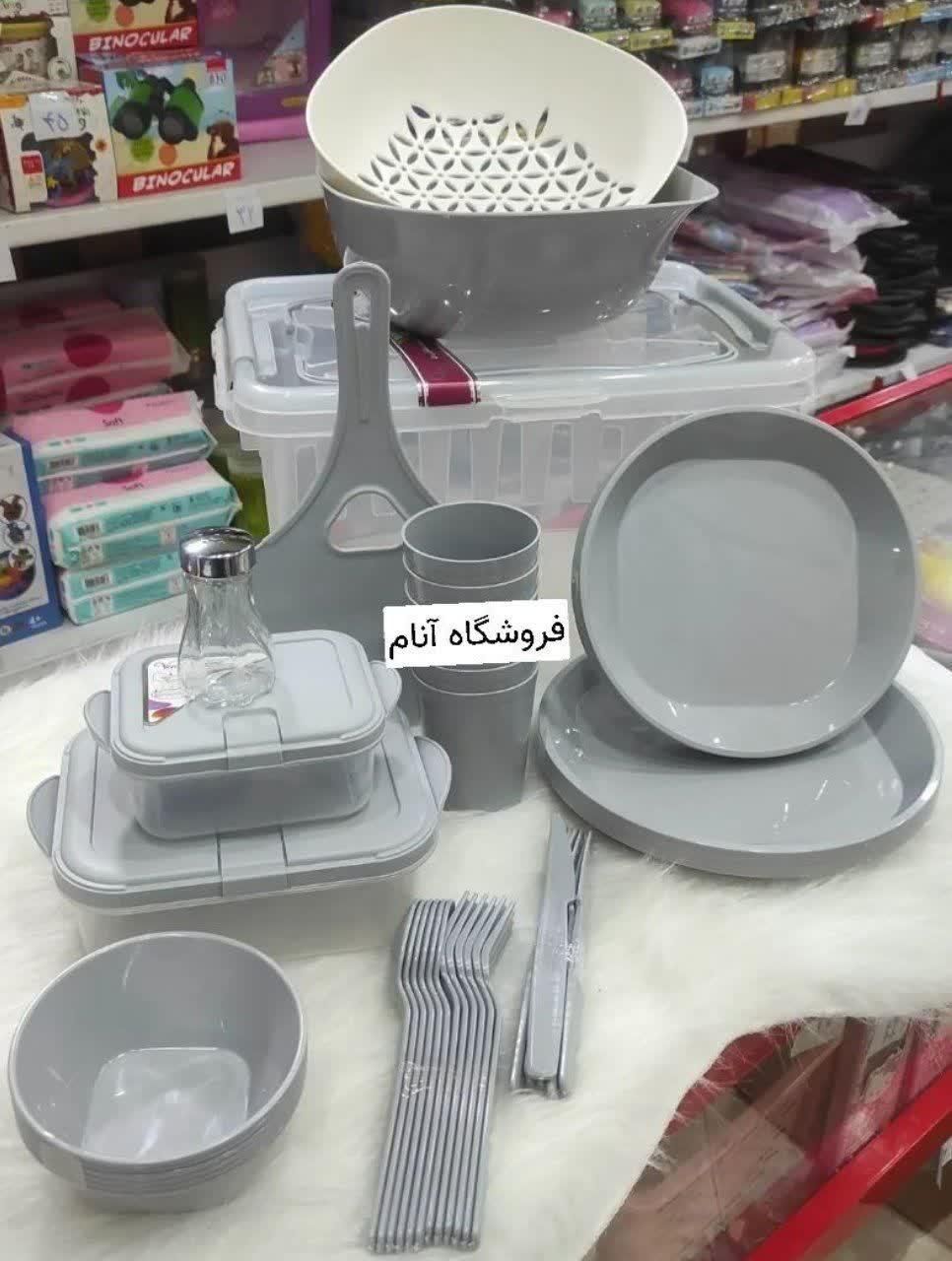 سرویس مسافرتی ۶نفره ونوس|ظروف نگهدارنده، پلاستیکی، یک‌بارمصرف|قم, علی آباد|دیوار