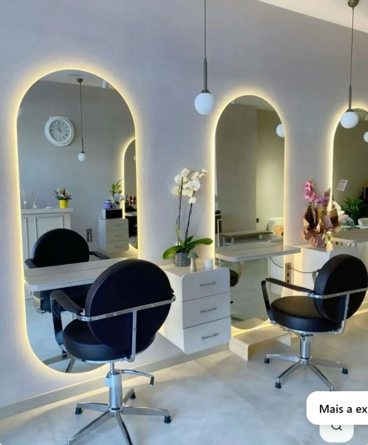 استخدام پرسنل حرفه ای و دستیار میکاپ و میکرو|استخدام درمانی، زیبایی، بهداشتی|ساوه, |دیوار