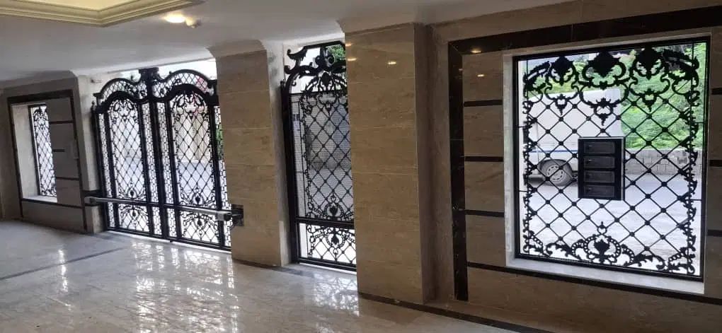 اپارتمان ۲۰۰ متری نوساز در کوچه برند طالب املی|فروش آپارتمان|آمل, |دیوار