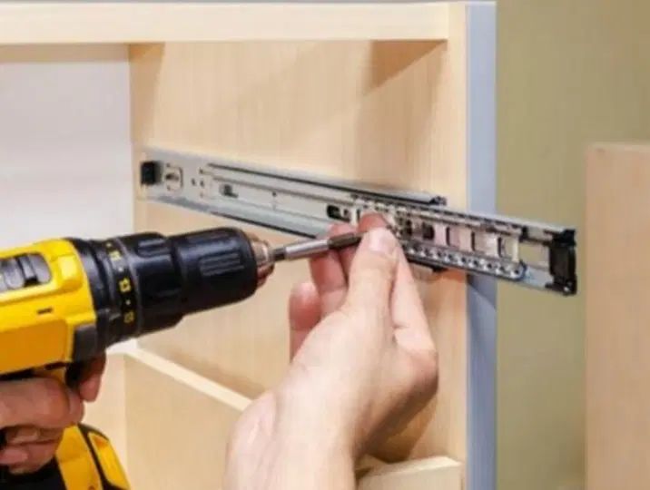 نصب و تعمیرات کابینت و کمد دیواری در کل تهران|خدمات پیشه و مهارت|ری, دولت‌آباد|دیوار