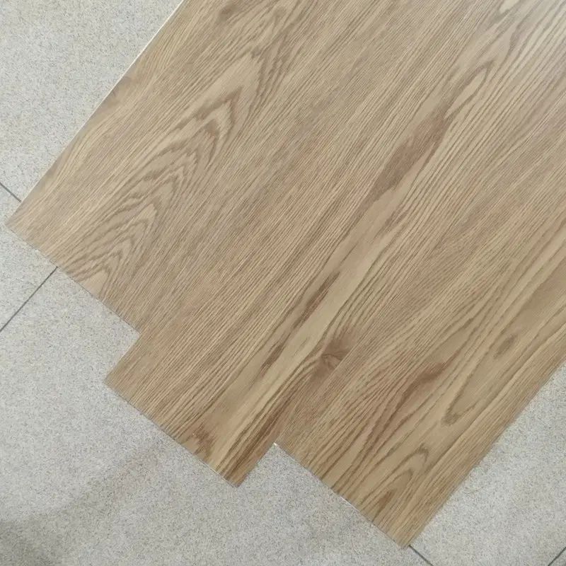 فروش کف‌پوش pvc طرح پارکت و قرنیز pvc تحویل آنی|مصالح و تجهیزات ساختمان|رشت, رودباری|دیوار