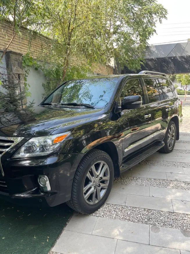 lx570 مشکی ۲۰۱۳|خودرو سواری و وانت|تهران, الهیه|دیوار
