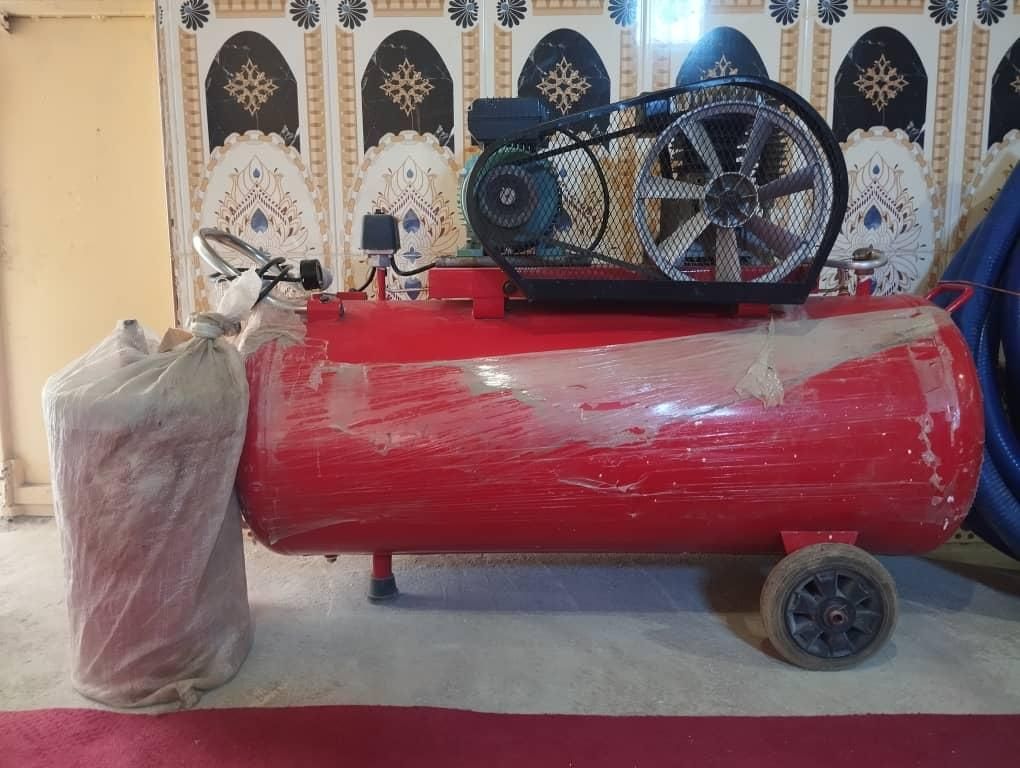 پمپ باد ۲۵۰ لیتری|ماشینآلات صنعتی|مهرستان, |دیوار