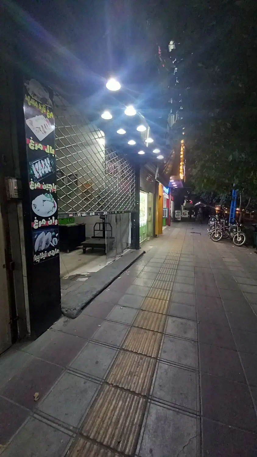 ۷۰ متر تجاری/ طبرسی نبش چهارراه گاز/ چاه نفت|اجارهٔ مغازه و غرفه|مشهد, ایثار|دیوار