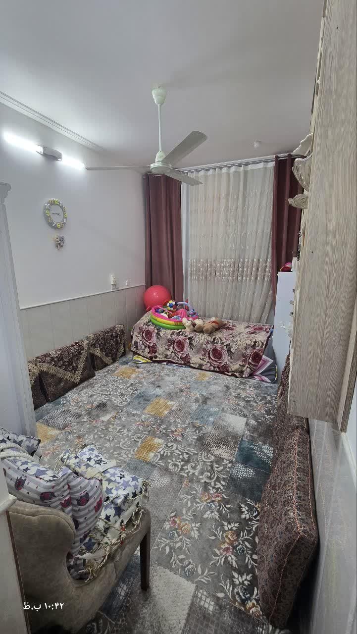 منزل مسکونی شهیدیه دوخوابه ۴سال ساخت و شناژدار.|فروش خانه و ویلا|میبد, |دیوار