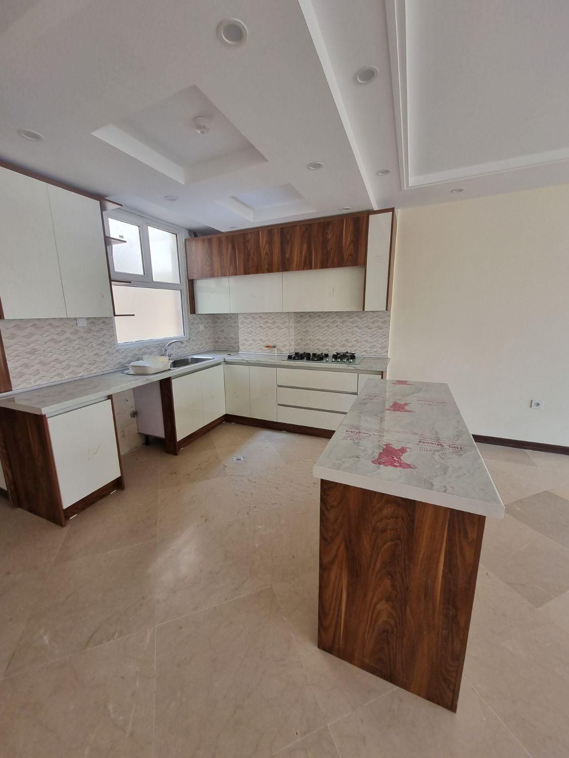 ۱۴۳متر/تکواحدی/نوساز/کرمان‌شمالی اثنی‌عشری گلبرگ|فروش آپارتمان|تهران, مجیدیه|دیوار