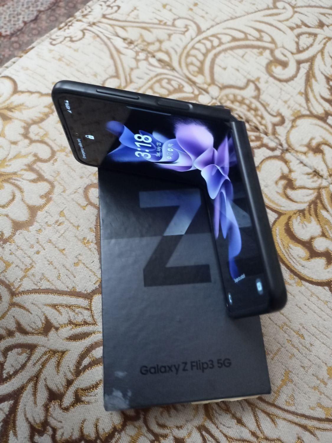 سامسونگ Galaxy Z Flip3 5G ۱۲۸ گیگابایت|موبایل|تهران, وحیدیه|دیوار