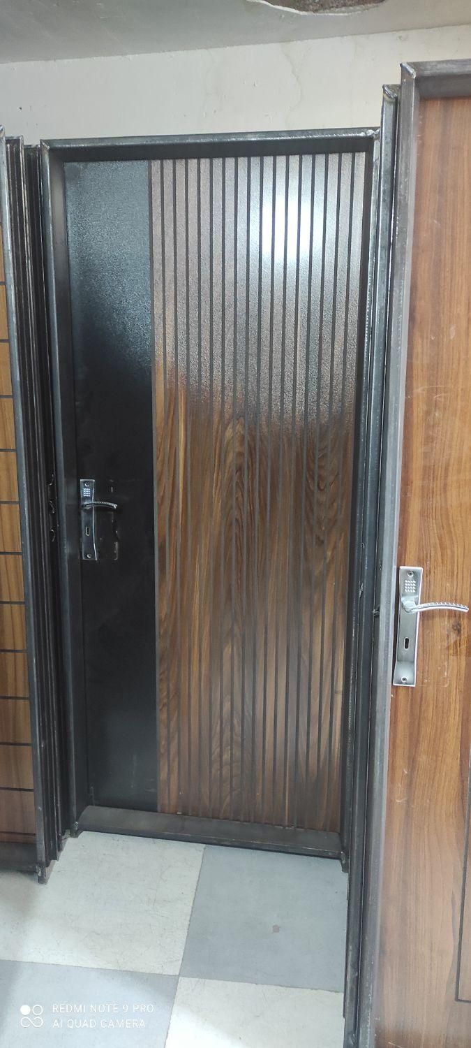 درب چوبی با چارچوب|مصالح و تجهیزات ساختمان|کرمان, |دیوار