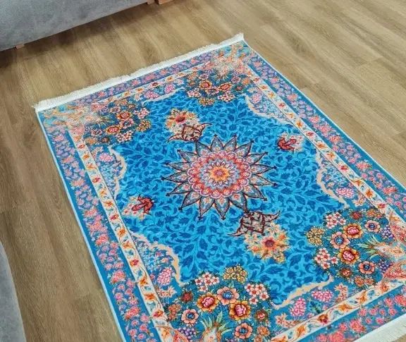 فرشینه مخمل و کاور فرش|فرش|رشت, آزادگان|دیوار