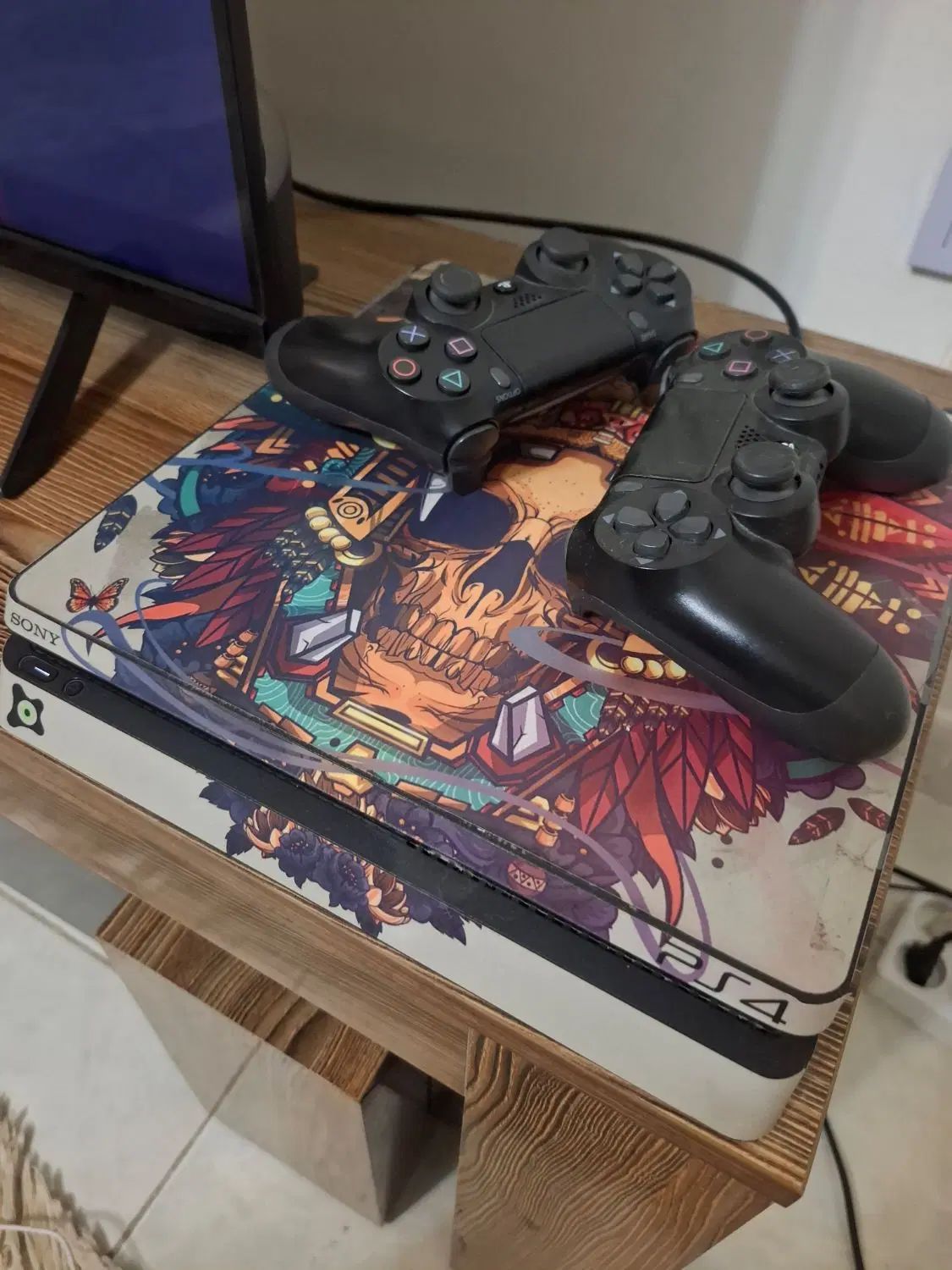 ps4 1T slim|کنسول، بازی ویدئویی و آنلاین|مشهد, هفت تیر (آب و برق)|دیوار