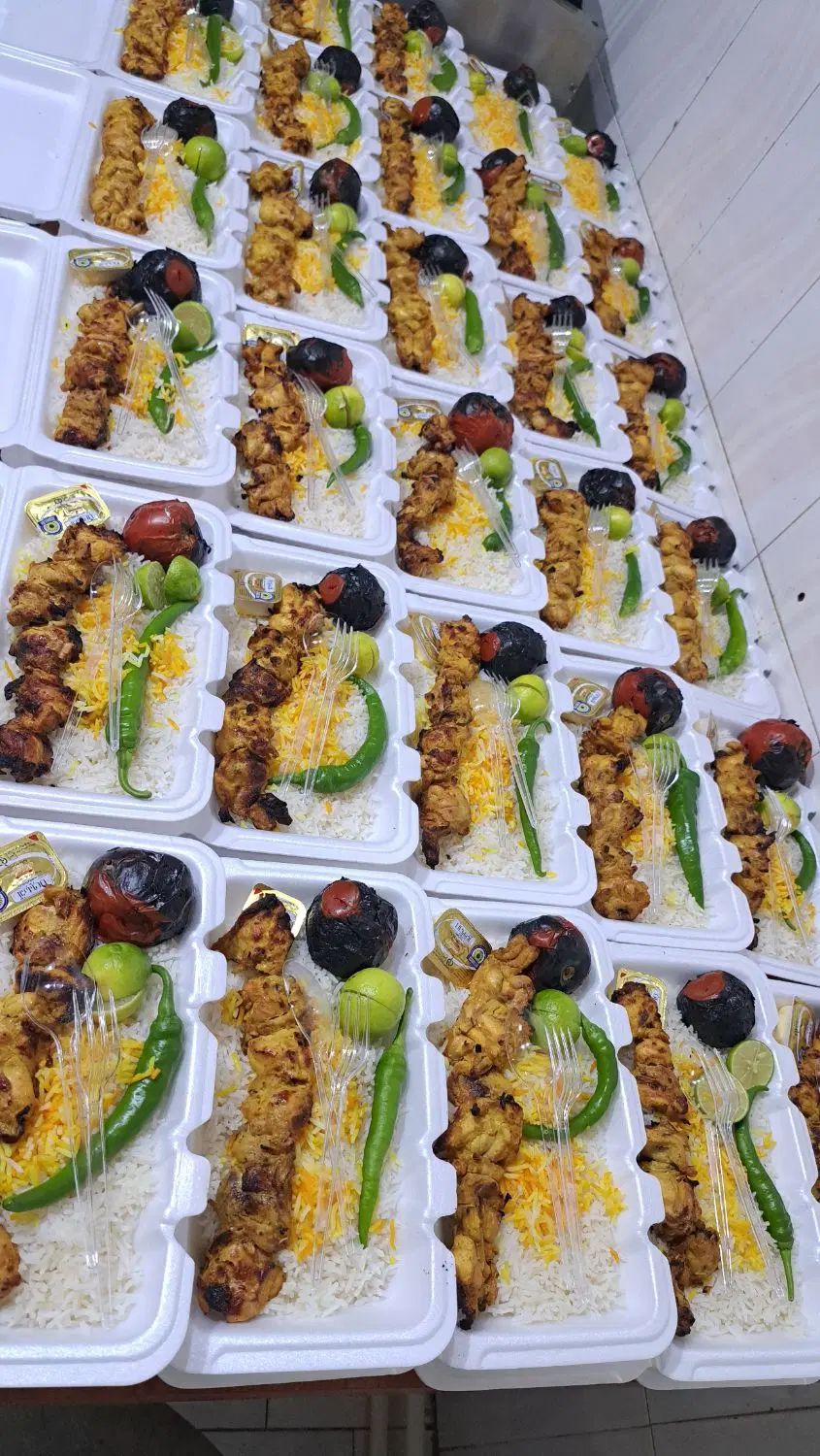 غذا برای شرکت ها و نذری و هیئتی|خوردنی و آشامیدنی|تهران, میدان ولیعصر|دیوار