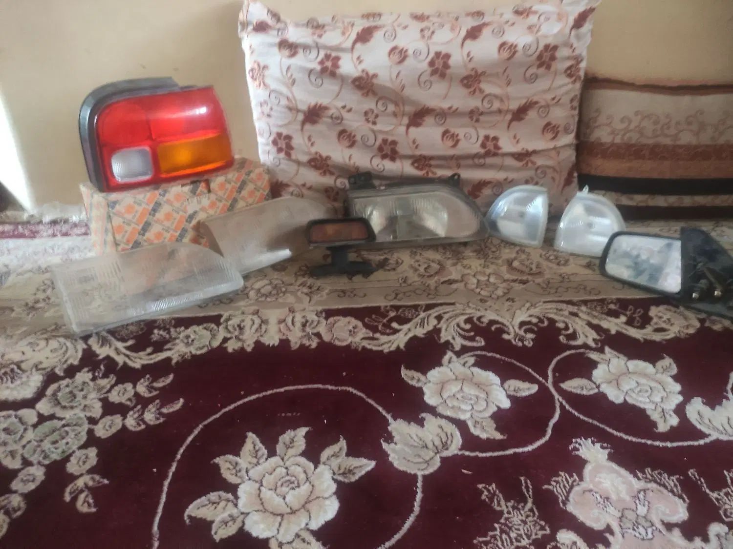 چراغ|قطعات یدکی و لوازم جانبی|اصفهان, دارک|دیوار