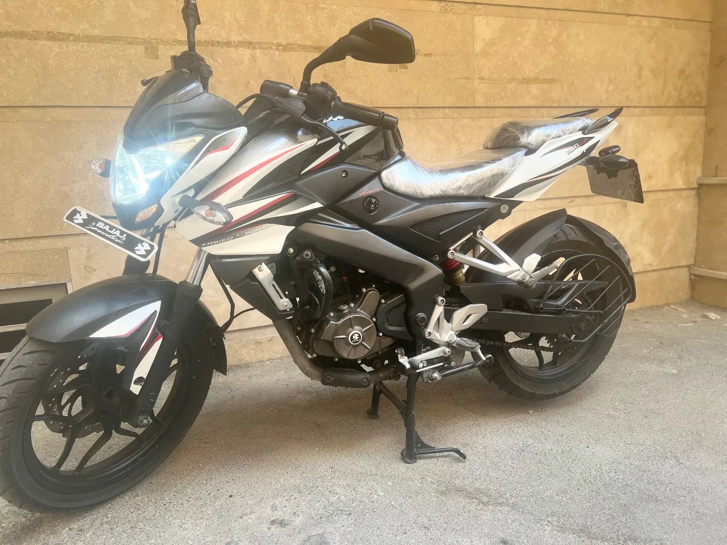 موتور سیکلت Ns 200|موتورسیکلت|کرج, گلشهر|دیوار