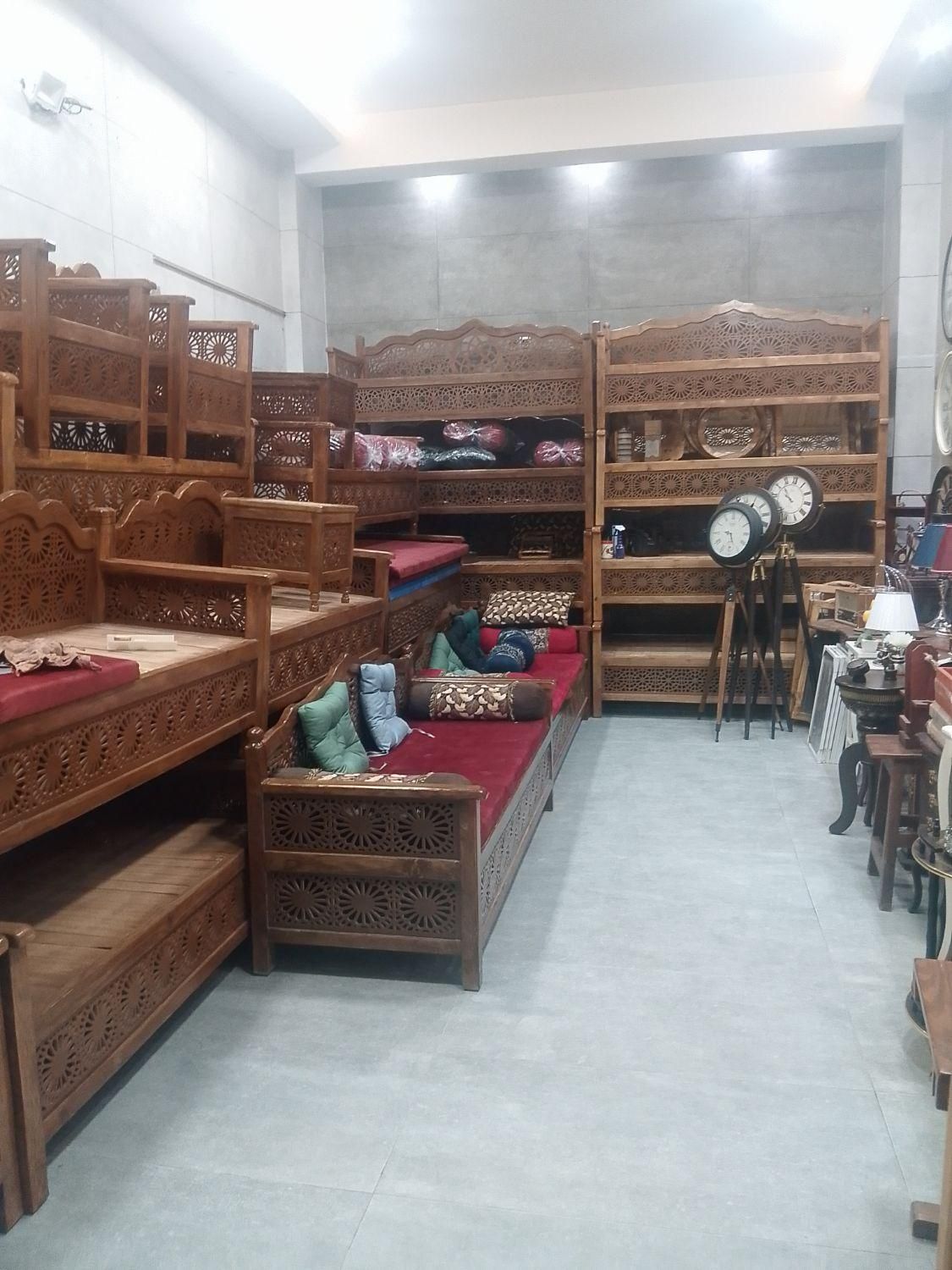 مبل وتخت سنتی دونفره M/8|مبلمان خانگی و میز عسلی|اصفهان, هفتون|دیوار