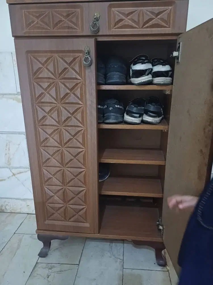 جاه کفشی در حد نو|جاکفشی، کمد، دراور|تهران, نظام‌آباد|دیوار