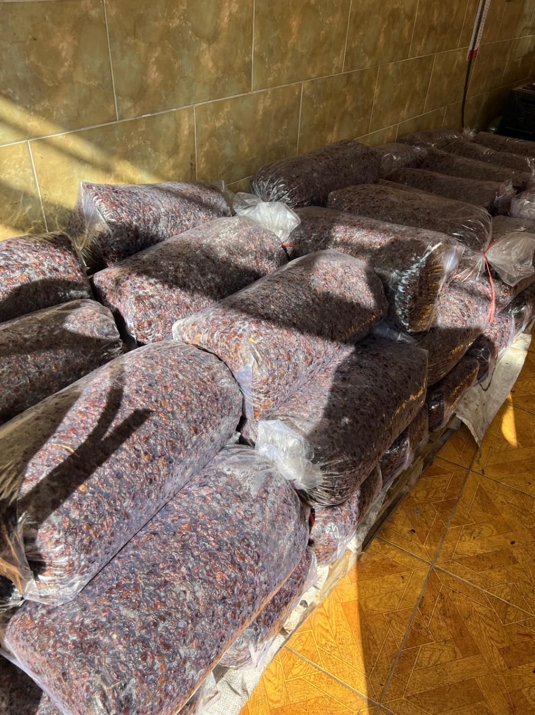 بار تاکستان|خوردنی و آشامیدنی|تاکستان, |دیوار