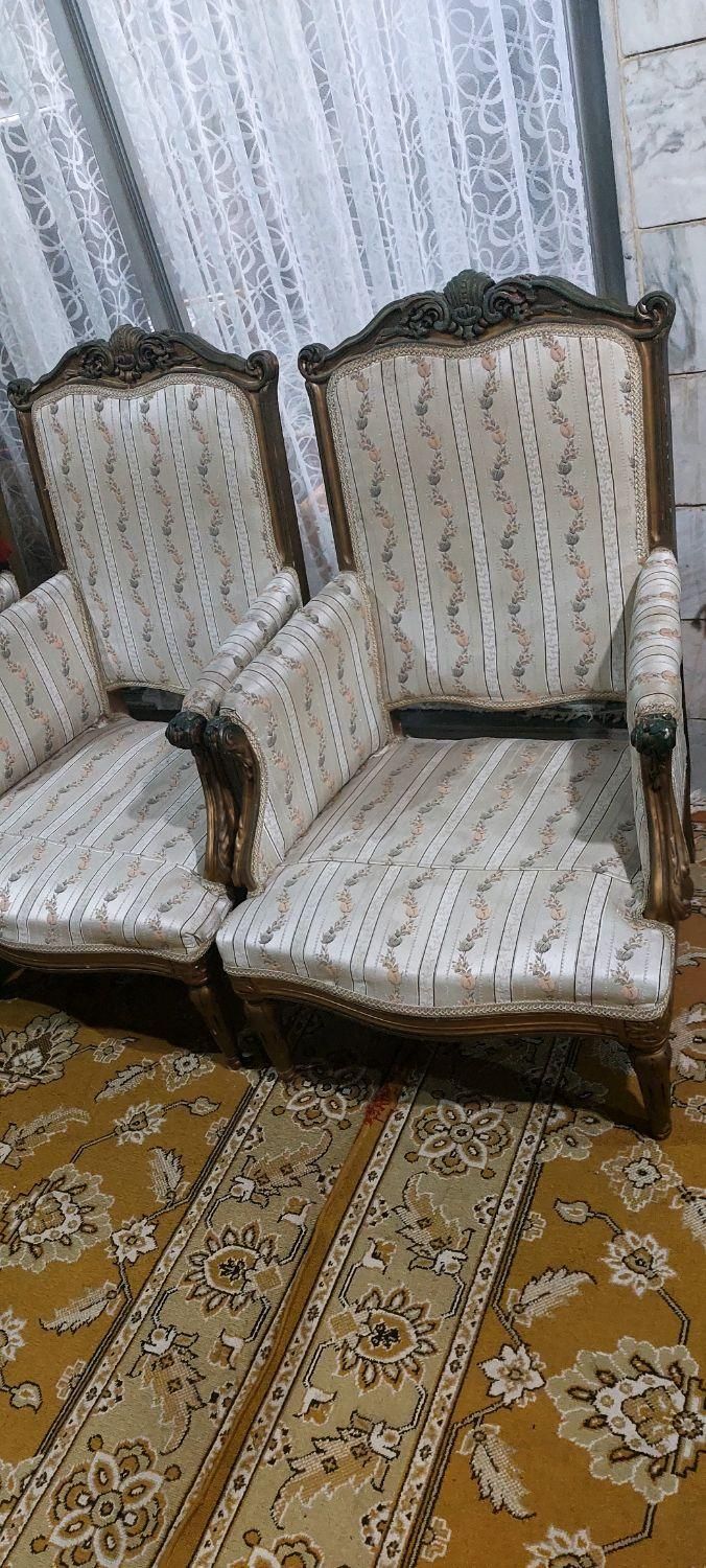 مبلمان|مبلمان خانگی و میز عسلی|رشت, نخودچر|دیوار
