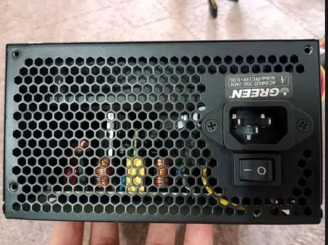 پاور گرین 300W سری، Eco|قطعات و لوازم جانبی رایانه|اصفهان, لاله|دیوار