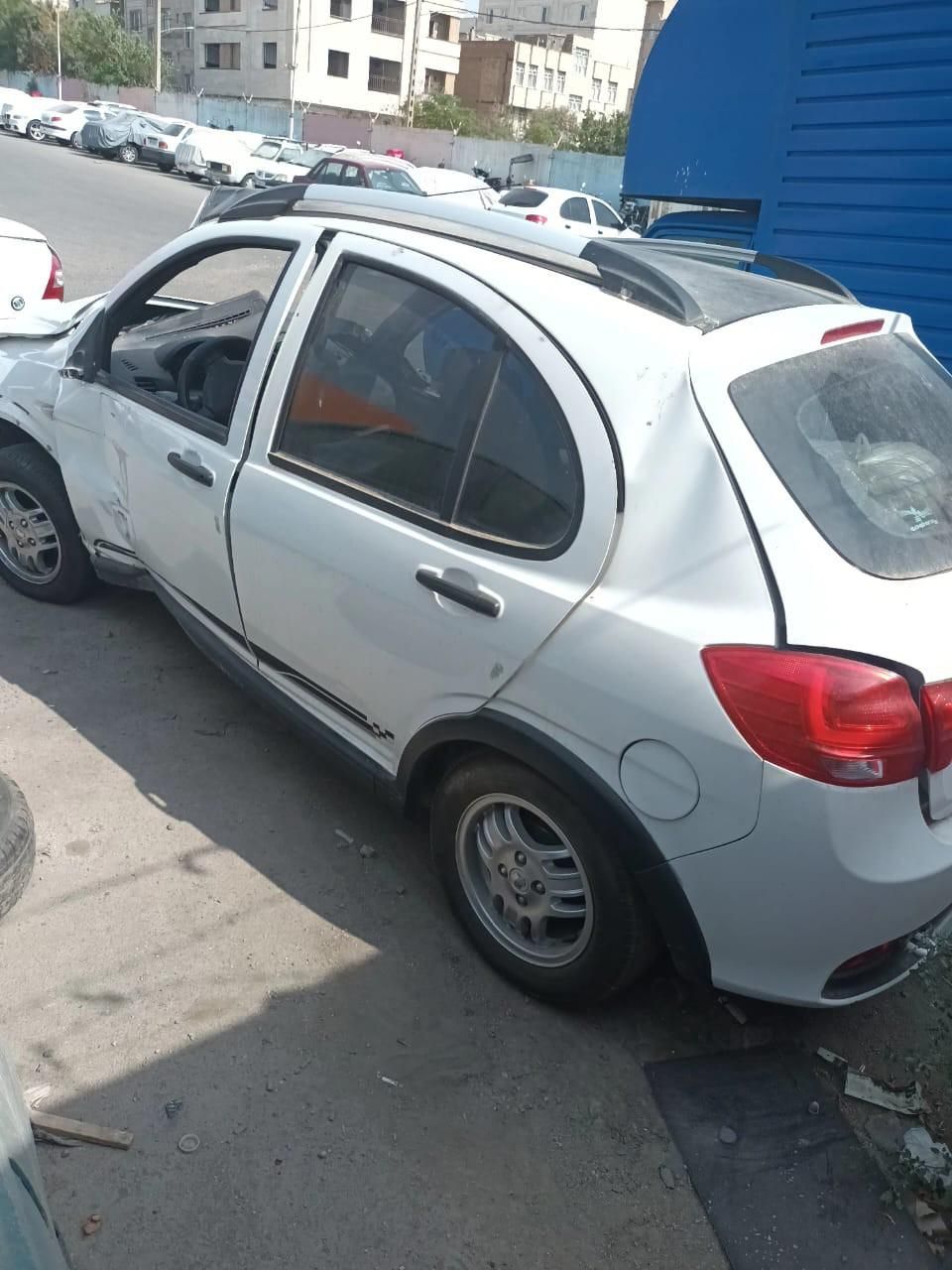 مشاوره خریدار تصادفی خرید و فروش تصادفی|خودرو سواری و وانت|تهران, نارمک|دیوار