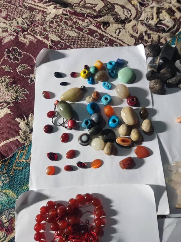 مهره گبری|جواهرات|خاش, |دیوار