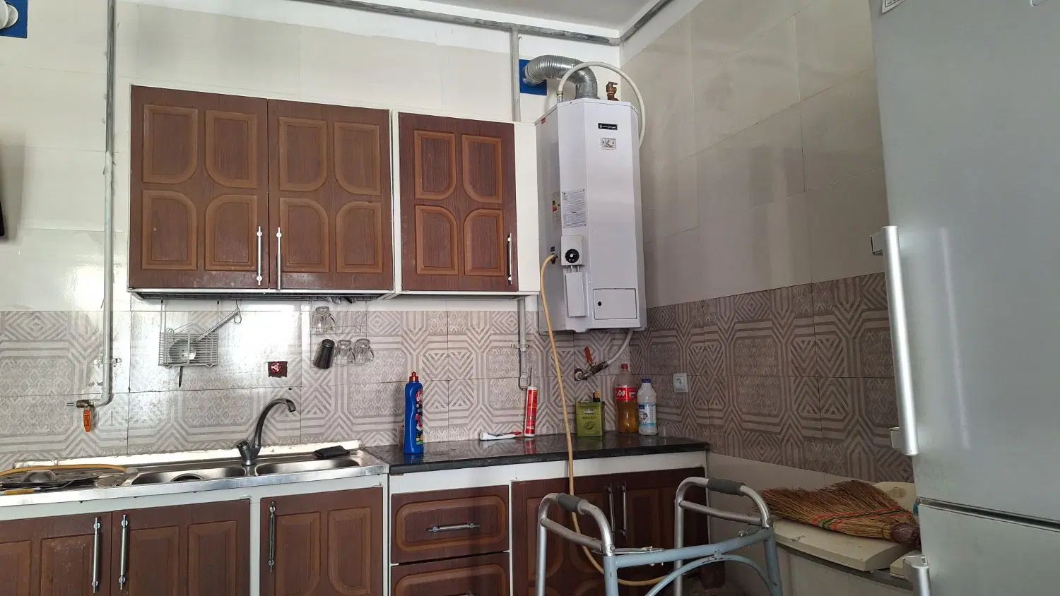 کابینت با تمام تجهیزات هود سینگ شیراز آلات ابگرمکن|مصالح و تجهیزات ساختمان|شیراز, میانرود|دیوار