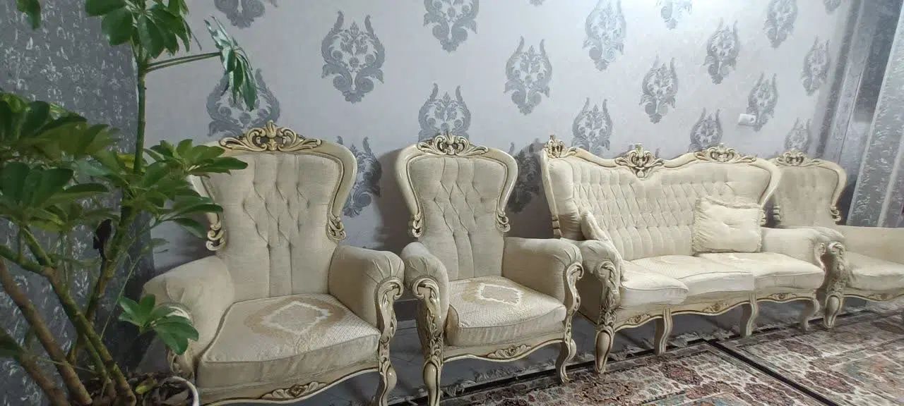 مبل ۹ نفره همراه با میز|مبلمان خانگی و میز عسلی|مشهد, کوی المهدی|دیوار