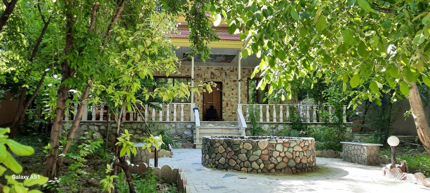 اجاره باغ ویلا۷۰۰متر،باغ۸۰متربنا،۵۰مترتراس خوانسار|اجارهٔ کوتاه‌مدت ویلا و باغ|خوانسار, |دیوار